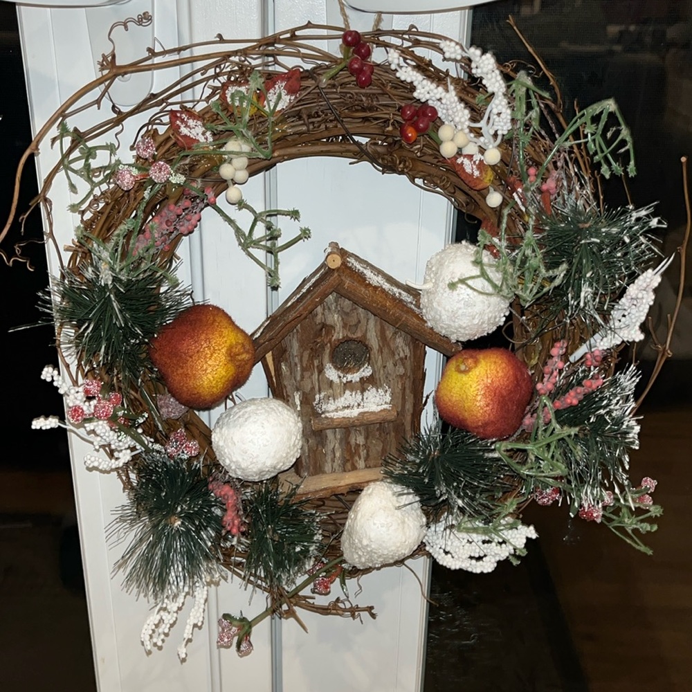 Decorative Holiday wreath winter wooden bird house 14” round Christmas